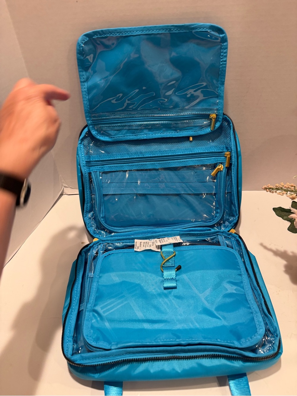 New!! Joy Mangano Turquoise Nylon Cosmetic Case with Gold Hardware - Picture 6 of 16
